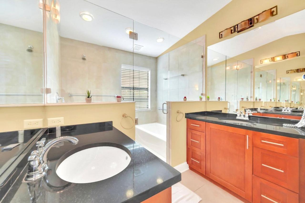 Apartamento Lovely 4br Townhome With Access Near