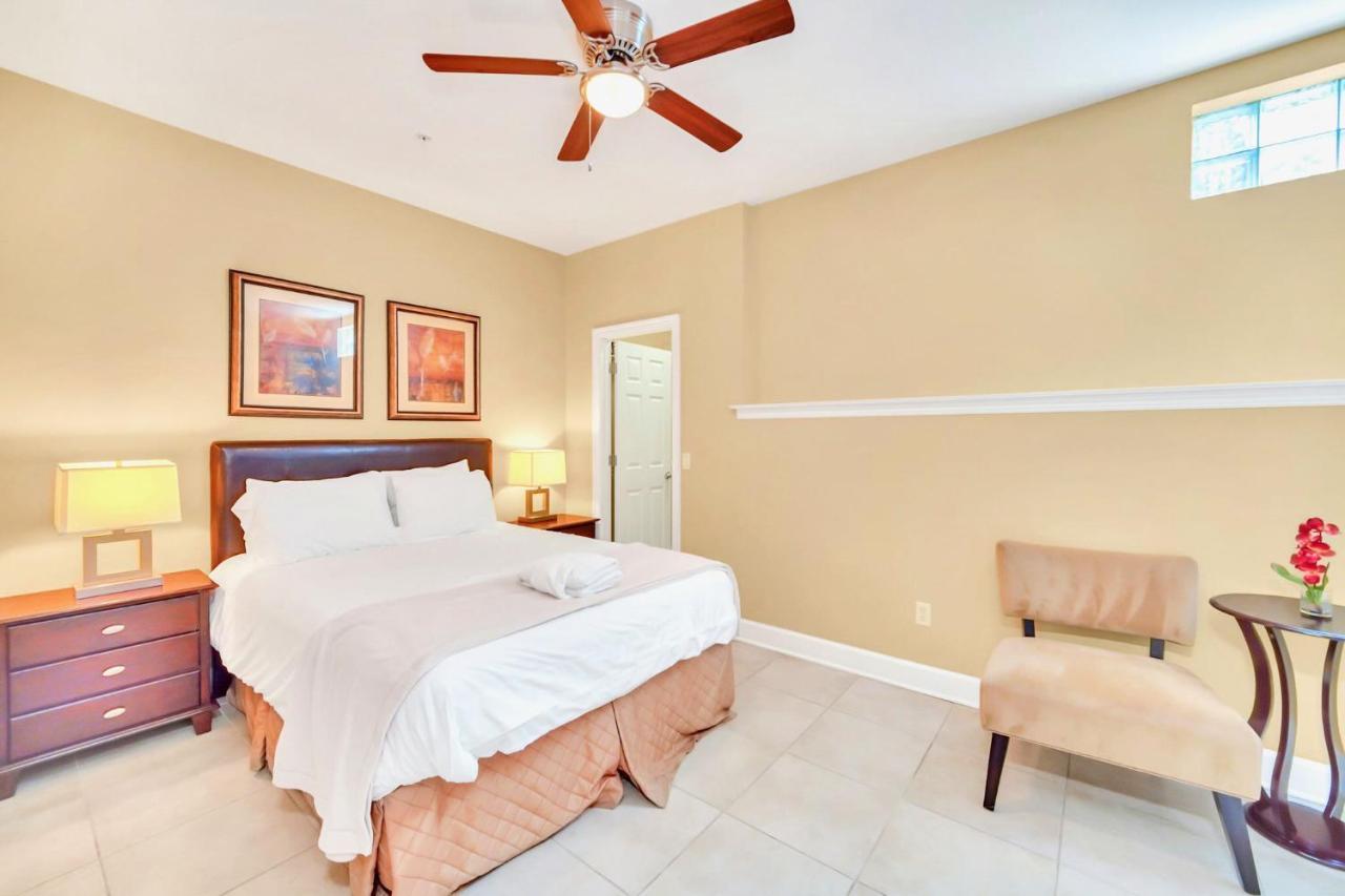 Apartamento Lovely 4br Townhome With Access Near *